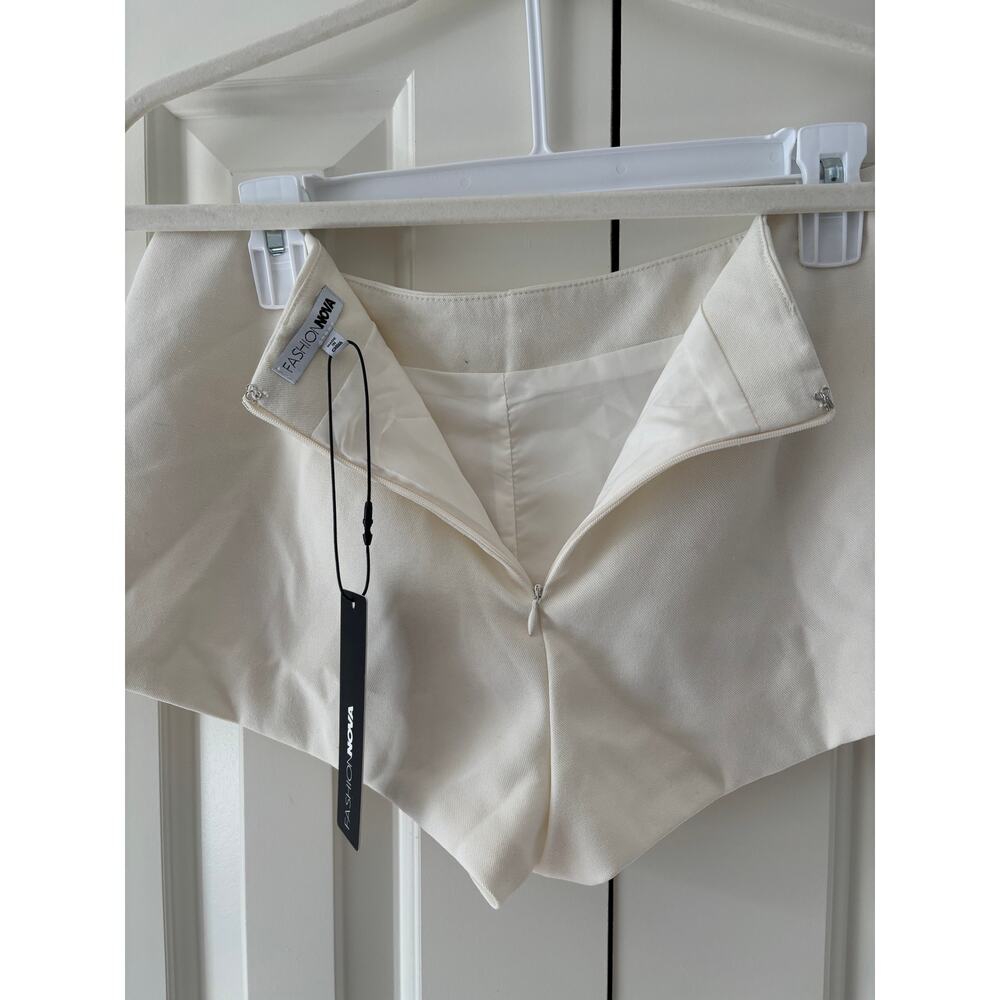 Fashion Nova White Lexi Linen Low Rise Micro Mini Shorts S - Picture 9 of 9